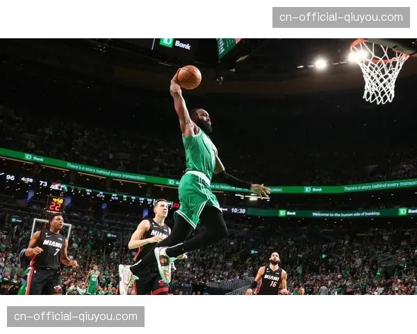 杰伦·布朗MVP级表现撑起绿军 残阵战绩成赛季黑马 杰伦·布朗MVP级表现撑起绿军 残阵战绩成赛季黑马